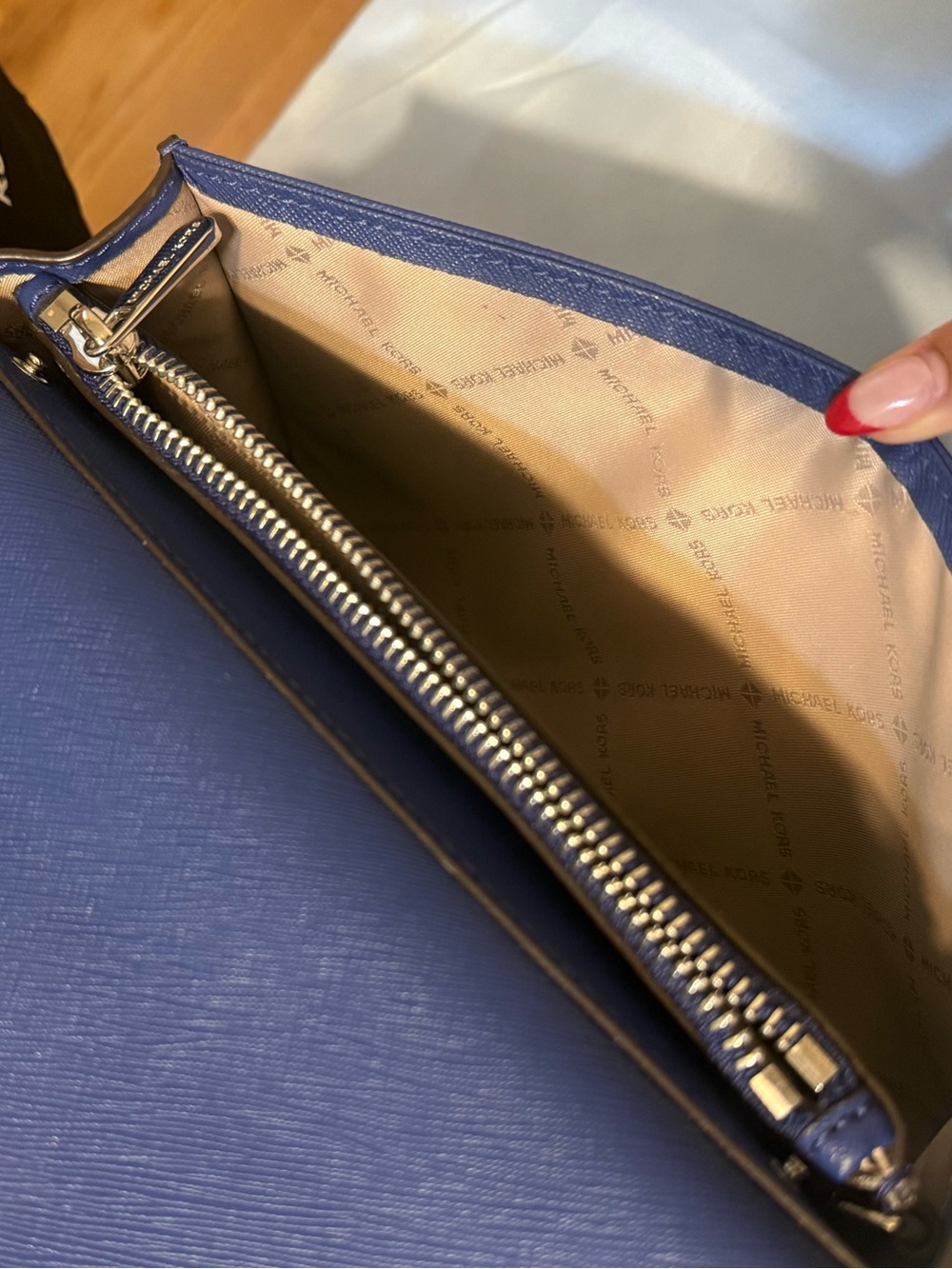 Michael Kors Blue Saffiano Leather Crossbody Bag with Chain Strap - Picture 4 of 5